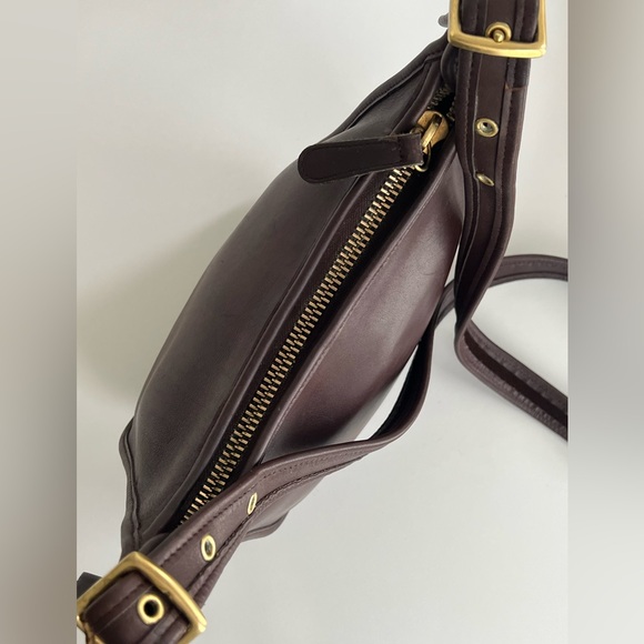 Vintage COACH Janice Legacy Zip Mahogany Brown Glove-Tanned Leather Shoulder Bag - Picture 8 of 16